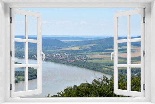 Fototapeta Naklejka Na Ścianę Okno 3D - View of Visegrad city in Hungary