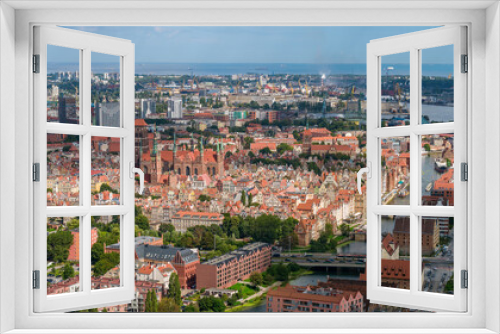 Fototapeta Naklejka Na Ścianę Okno 3D - Tourist destination of Gdansk, aerial landscape of old town