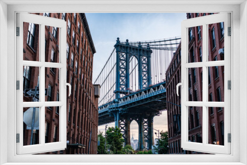 Fototapeta Naklejka Na Ścianę Okno 3D - bridge connecting Lower Manhattan with Downtown Brooklyn. new york urban architecture. manhattan bridge in new york. architecture of historic bridge in manhattan. Tourist photography hotspot