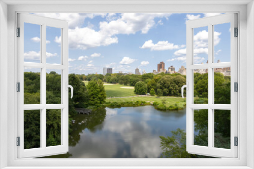 Fototapeta Naklejka Na Ścianę Okno 3D - A view of Central Park from Belvedere Castle in New York City, USA.