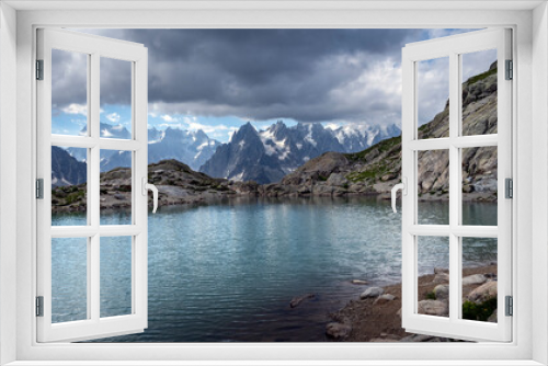 Fototapeta Naklejka Na Ścianę Okno 3D - Paysage de montagne dans le massif du Mont-Blanc autour du lac Blanc dans le département de la Haute-Savoie en France en été