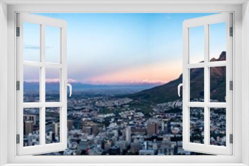 Fototapeta Naklejka Na Ścianę Okno 3D - Signal Hill sunset viewpoint over Cape Town in Western Cape, South Africa