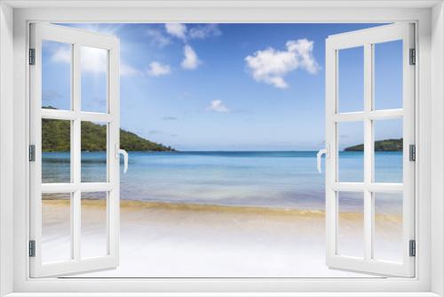 Fototapeta Naklejka Na Ścianę Okno 3D - Sunny white beach. Saychelles islands.