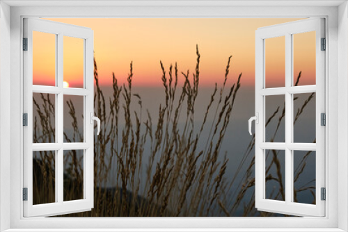 Fototapeta Naklejka Na Ścianę Okno 3D - Prime luci dell'alba sulle Montagne della Maiella 