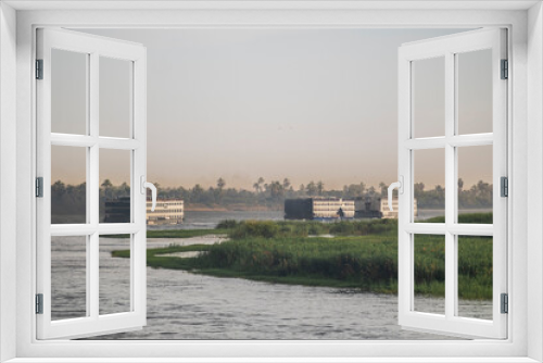 Fototapeta Naklejka Na Ścianę Okno 3D - Crucero por el Rio Nilo
