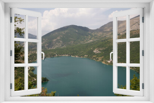 Fototapeta Naklejka Na Ścianę Okno 3D - Lake of Scanno