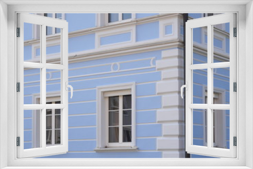 Fototapeta Naklejka Na Ścianę Okno 3D - Frisch gestrichene Hausfassade