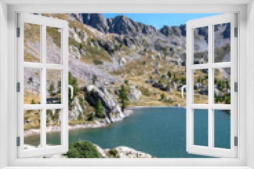 Fototapeta Naklejka Na Ścianę Okno 3D - Paysage de montagne dans les Alpes du Sud dans le parc national du Mercantour au lac de Trecolpas