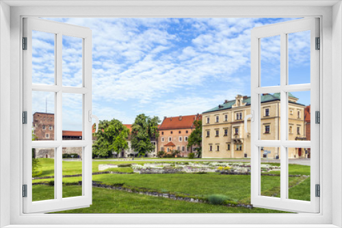 Fototapeta Naklejka Na Ścianę Okno 3D - Wawel castle on sunny day with blue sky and white clouds