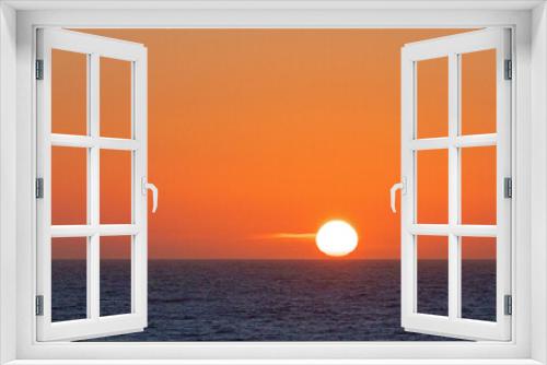 Fototapeta Naklejka Na Ścianę Okno 3D - Pacific coast sunset at Cambria California United States