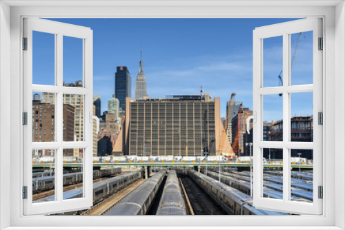 Fototapeta Naklejka Na Ścianę Okno 3D - West Side Train Yard