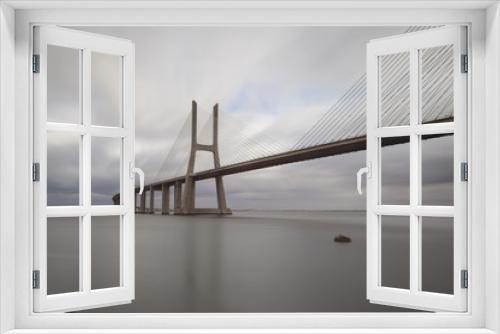 Fototapeta Naklejka Na Ścianę Okno 3D - Ponte Vasco da Gama em Lisboa