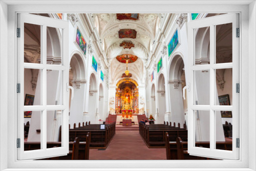 Neumunster Collegiate Church interior, Wurzburg