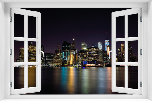 Fototapeta Naklejka Na Ścianę Okno 3D - Night View of Manhattan Skyline from Brooklyn, New York City