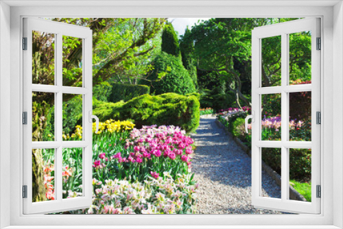 Fototapeta Naklejka Na Ścianę Okno 3D - Colorful landscaped formal garden.