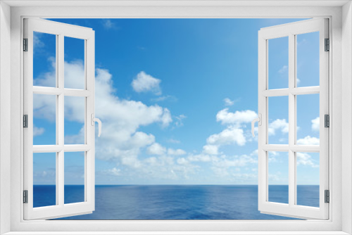 Fototapeta Naklejka Na Ścianę Okno 3D - 沖縄の青空と海