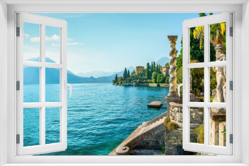 Fototapeta Naklejka Na Ścianę Okno 3D - Lake Como from villa