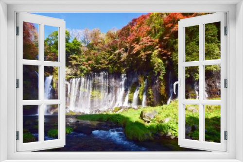 Fototapeta Naklejka Na Ścianę Okno 3D - 紅葉につつまれる白糸ノ滝/富士宮市 　秋の風景