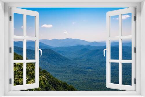 Fototapeta Naklejka Na Ścianę Okno 3D - An overlooking view in Greenville, South Carolina