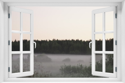 Fototapeta Naklejka Na Ścianę Okno 3D - misty morning on the river