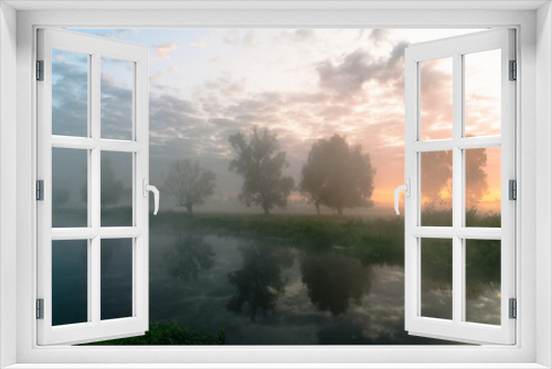 Fototapeta Naklejka Na Ścianę Okno 3D - Letni świt nad Nerem