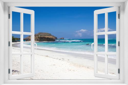 Fototapeta Naklejka Na Ścianę Okno 3D - Perfect white beach