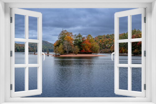 Fototapeta Naklejka Na Ścianę Okno 3D - lake glenville nc