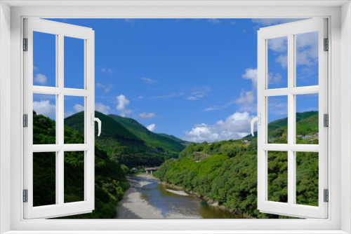 Fototapeta Naklejka Na Ścianę Okno 3D - 川と空と山
