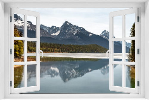 Fototapeta Naklejka Na Ścianę Okno 3D - Reflections on Pyramid Lake, Jasper National Park, Canadian Rocky Mountains, Alberta, Canada