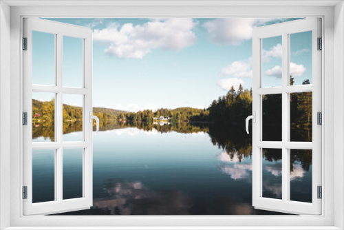Fototapeta Naklejka Na Ścianę Okno 3D - Lakeside house