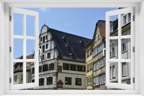 Fototapeta Naklejka Na Ścianę Okno 3D - HÃ¤userzeile am Marktplatz, Kitzingen a.Main
