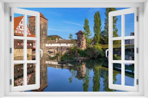 Fototapeta Naklejka Na Ścianę Okno 3D - Weinstadel mit Henkerbrücke und Henkersteg, Pegnitz, Nürnberg, Mittelfranken, Bayern, Deutschland, Europa