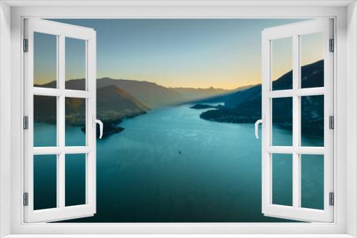 Fototapeta Naklejka Na Ścianę Okno 3D - Aerial of Sunset in Lake Como Italy