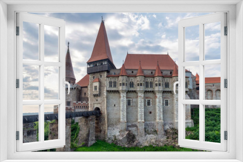 Fototapeta Naklejka Na Ścianę Okno 3D - Corvin Castle in Romania