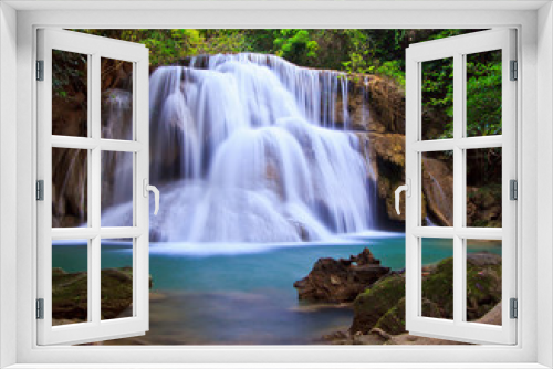 Fototapeta Naklejka Na Ścianę Okno 3D - Huay Mae Kamin waterfall in Kanchanaburi province of Thailand