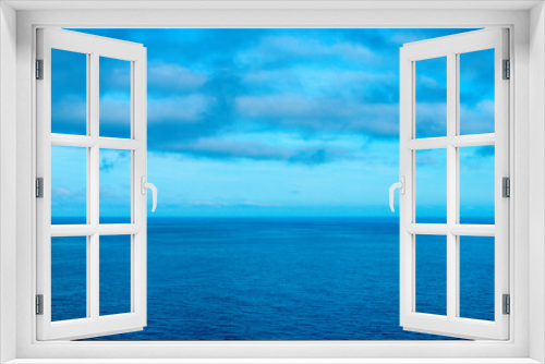 Fototapeta Naklejka Na Ścianę Okno 3D - Blick auf das offene Meer
