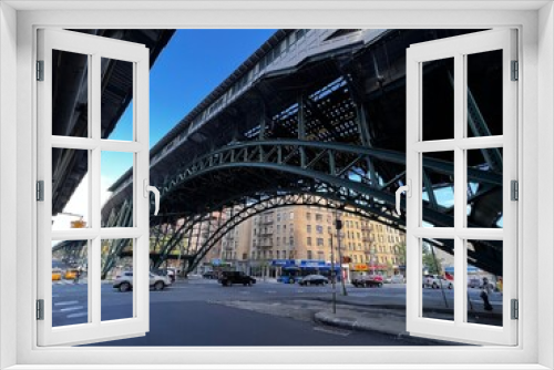 Fototapeta Naklejka Na Ścianę Okno 3D - New York Bridge over Road Harlem