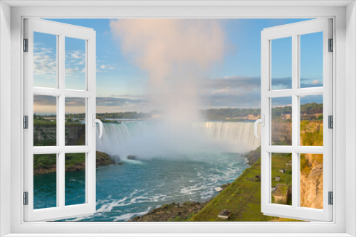 Fototapeta Naklejka Na Ścianę Okno 3D - Horseshoe Falls of Canada in Niagara Falls