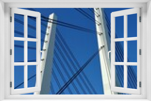 Fototapeta Naklejka Na Ścianę Okno 3D - 巨大な吊橋の柱とケーブル