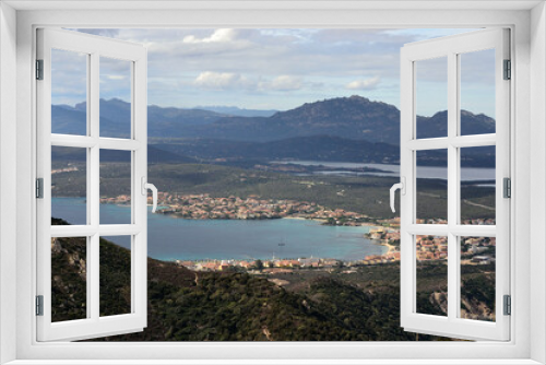 Fototapeta Naklejka Na Ścianę Okno 3D - Panorama di Golfo Aranci da Capo Figari