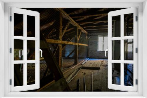 Fototapeta Naklejka Na Ścianę Okno 3D - The Forgotten Renaissance Manor: A Cinematic Setting in Europe