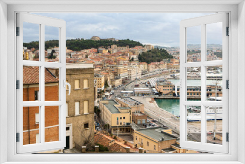 Fototapeta Naklejka Na Ścianę Okno 3D - Beautiful view of the Italian port city of Ancona on the Adriatic coast.