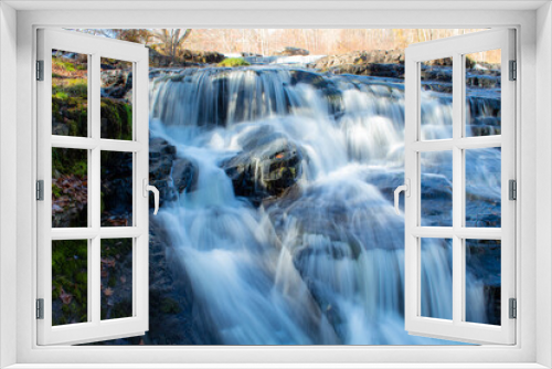 Fototapeta Naklejka Na Ścianę Okno 3D - waterfall in PA forest