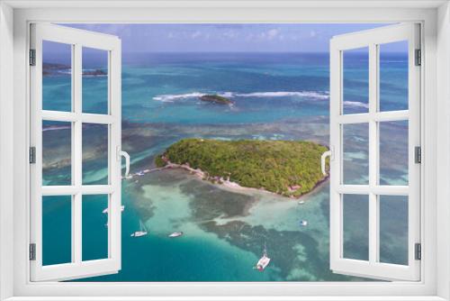 Fototapeta Naklejka Na Ścianę Okno 3D - Secluded isle in Martinique's coral seas.