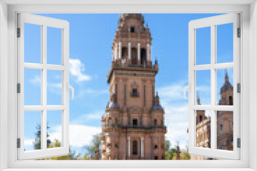 Fototapeta Naklejka Na Ścianę Okno 3D - Historischer Turm Sevilla