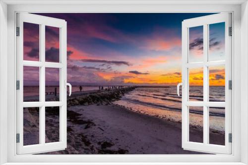 Fototapeta Naklejka Na Ścianę Okno 3D - Colorful Sunrise, Jetty Park, Fort Pierce, Florida
