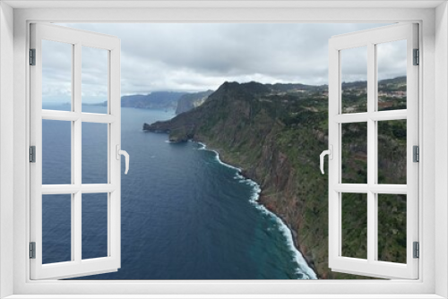 Fototapeta Naklejka Na Ścianę Okno 3D - Rocky coast in Madeira, Portugal