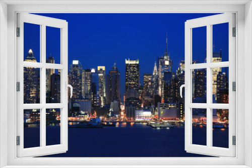 Fototapeta Naklejka Na Ścianę Okno 3D - Manhattan Night Blue