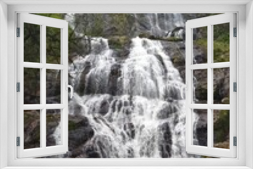 Fototapeta Naklejka Na Ścianę Okno 3D - Beautiful Waterfall in the Atlantic forest of Brazil