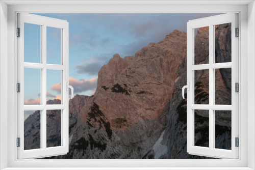 Fototapeta Naklejka Na Ścianę Okno 3D - Hiking in Austria